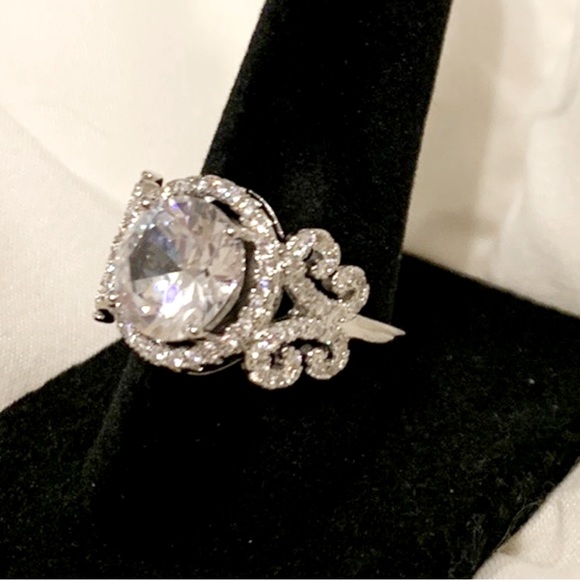 NEW Unique Lab Created Diamond Ring - Picture 2 of 2